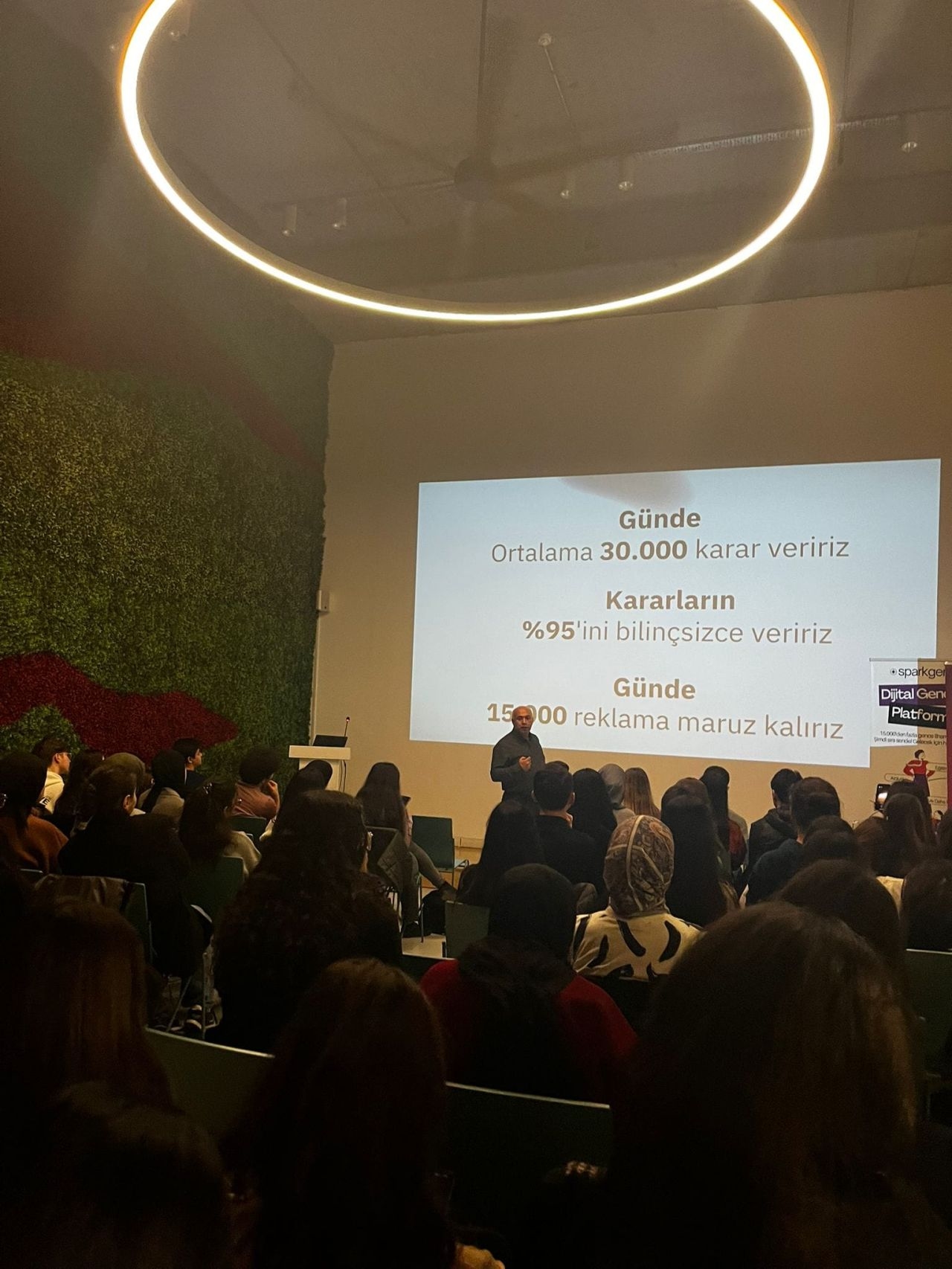 Sparkgen | Gençler İçin Girişimcilik Atölyesi Konuşması