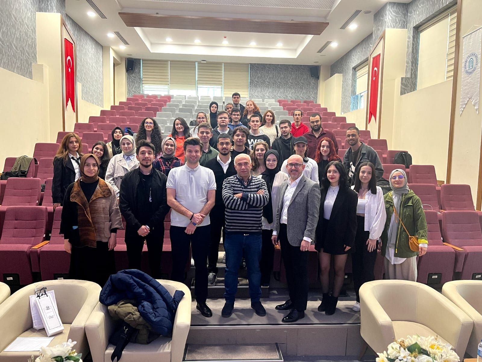 Yıldırım Beyazıt Üniversitesi | Endüstri Ve Liderlik Topluluğu Konuşması